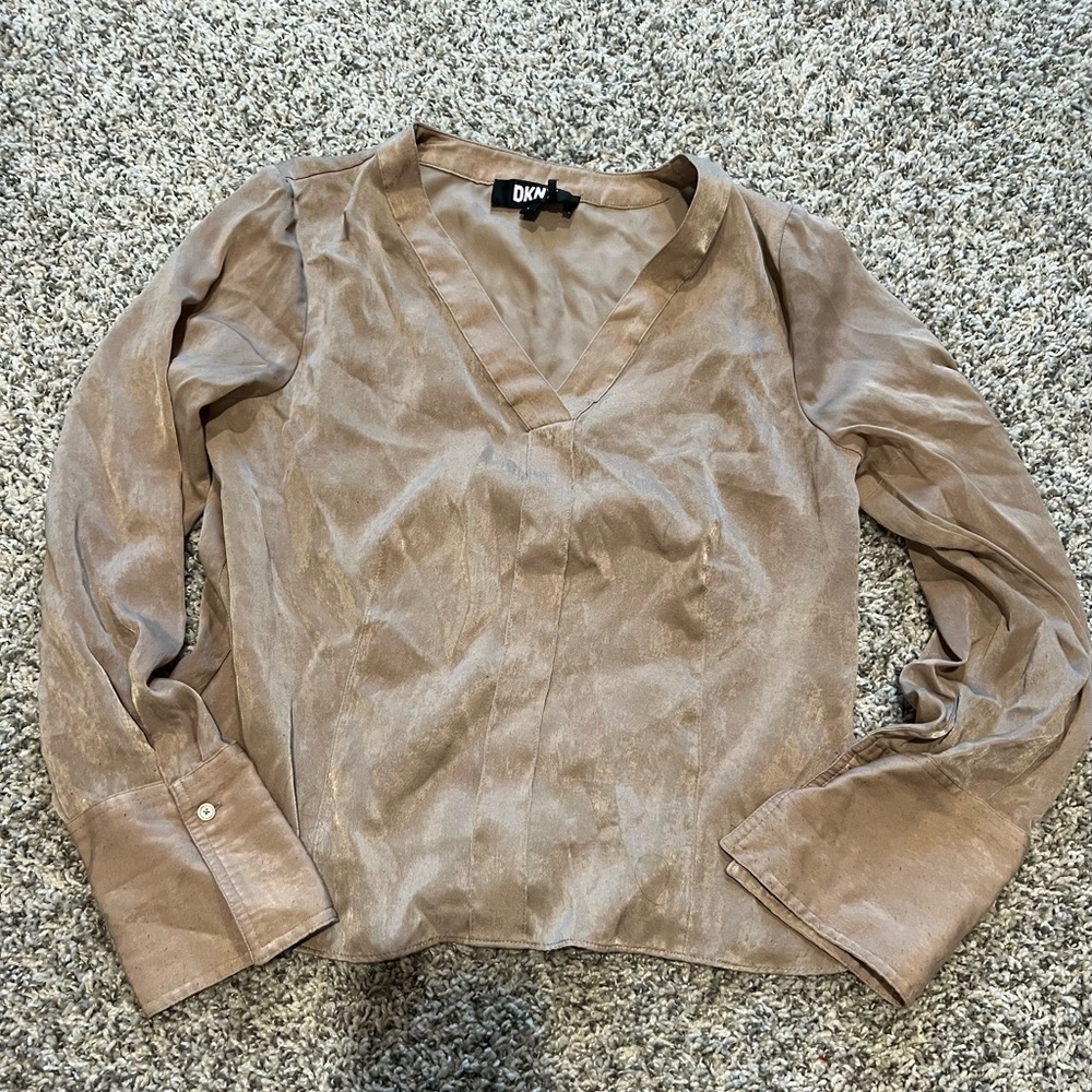 DKNY blouse size Small